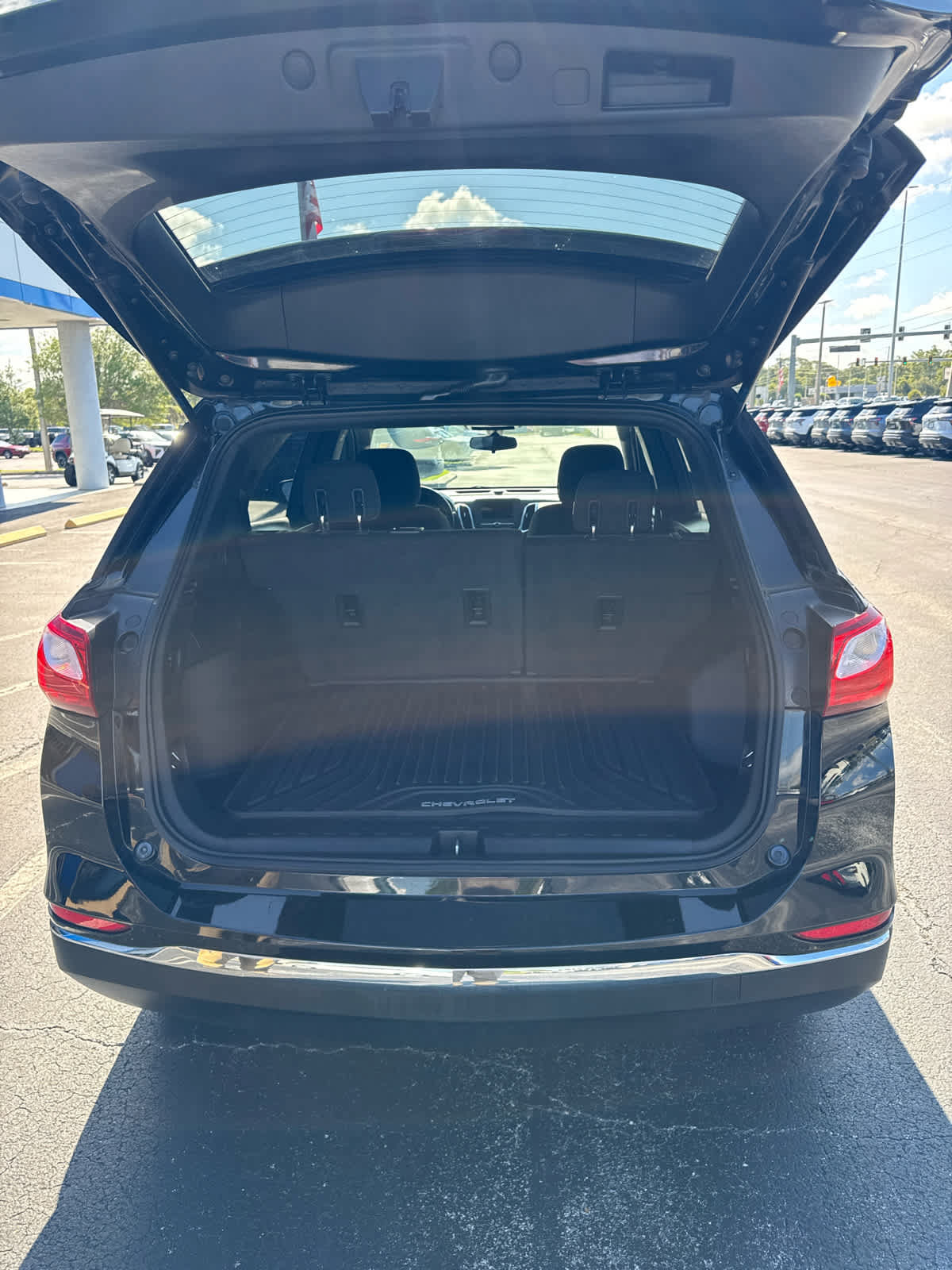 Used 2019 Chevrolet Equinox LT FWD image 9