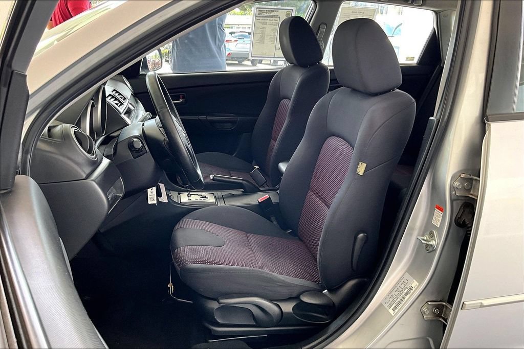 Used 2005 MAZDA MAZDA3 s FWD image 21