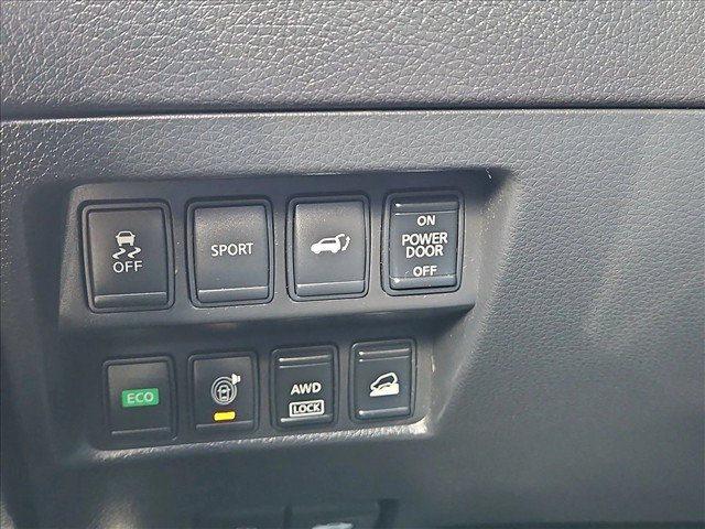 Used 2016 Nissan Rogue SL w/ SL Premium Package AWD/4WD image 17