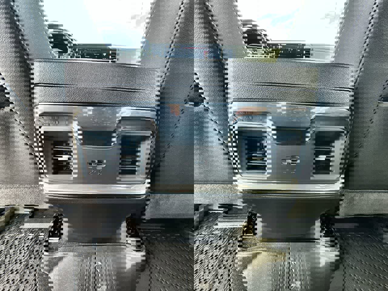 New 2026 GMC Sierra 1500 Elevation w/ Elevation Premium Package image 21