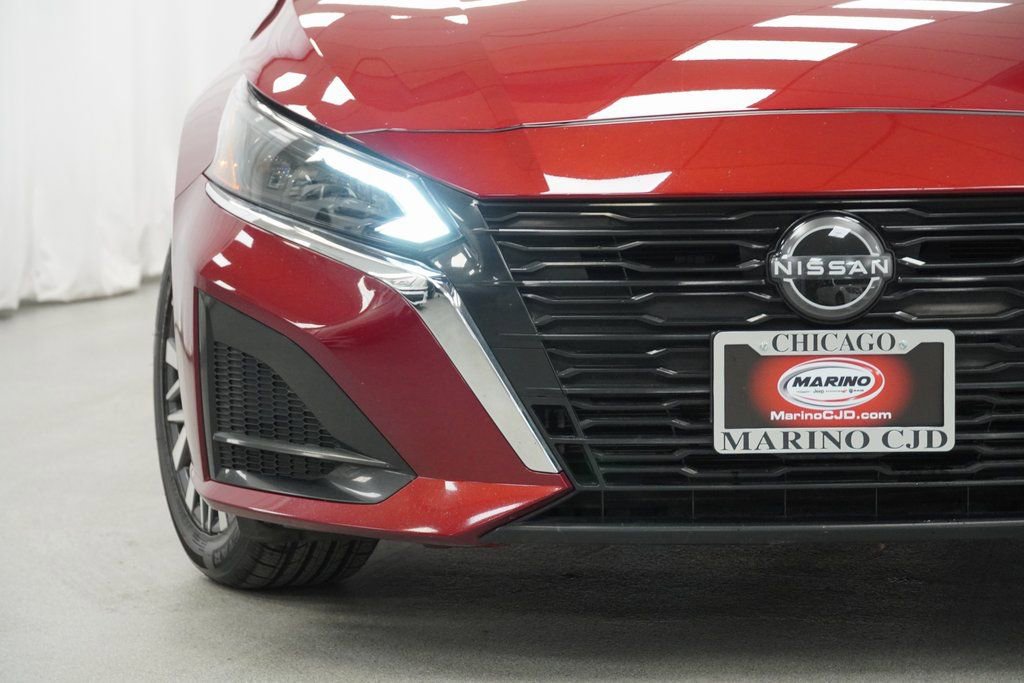 Used 2023 Nissan Altima 2.5 SV w/ SV Premium Package image 7