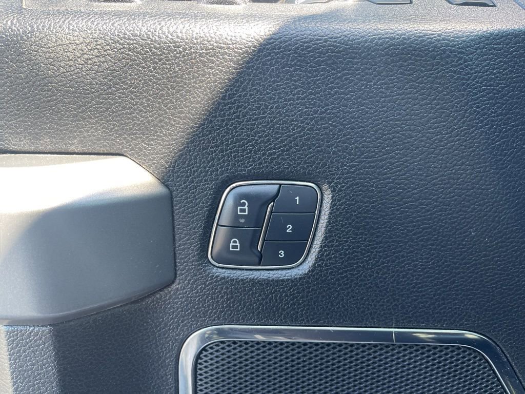 Used 2017 Ford F350 Platinum w/ Platinum Ultimate Package image 44