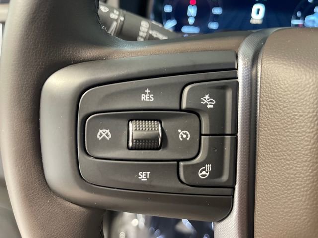 Used 2023 GMC Yukon SLT w/ SLT Premium Package RWD image 7
