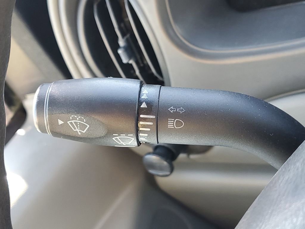 Used 2008 Ford E-350 and Econoline 350 Super Duty RWD image 11