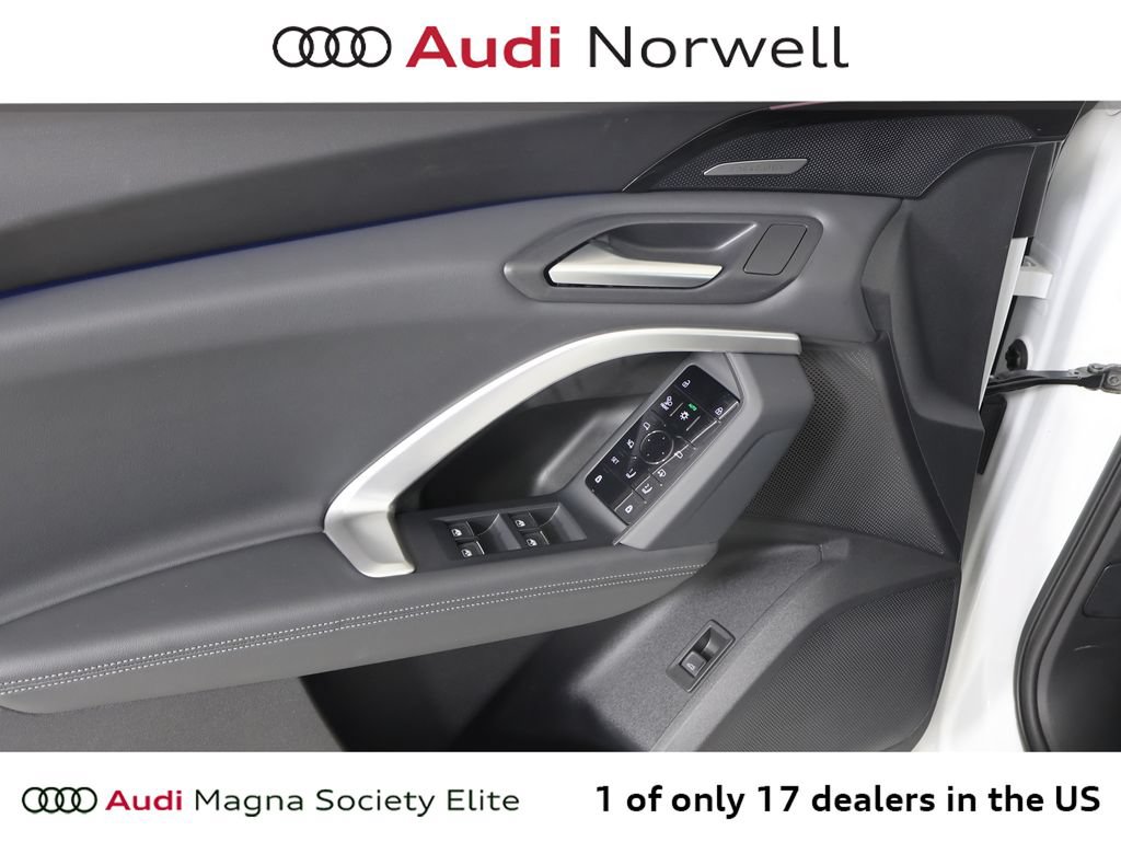 Certified 2025 Audi Q5 Premium w/ Premium Plus AWD/4WD image 21