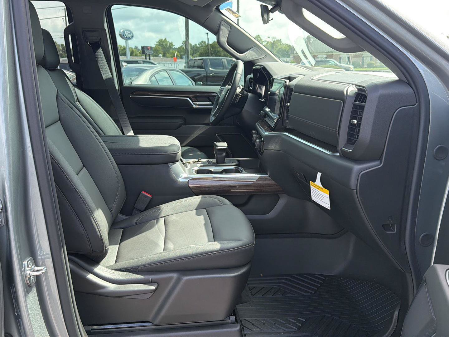 New 2026 Chevrolet Silverado 1500 LT AWD/4WD image 13