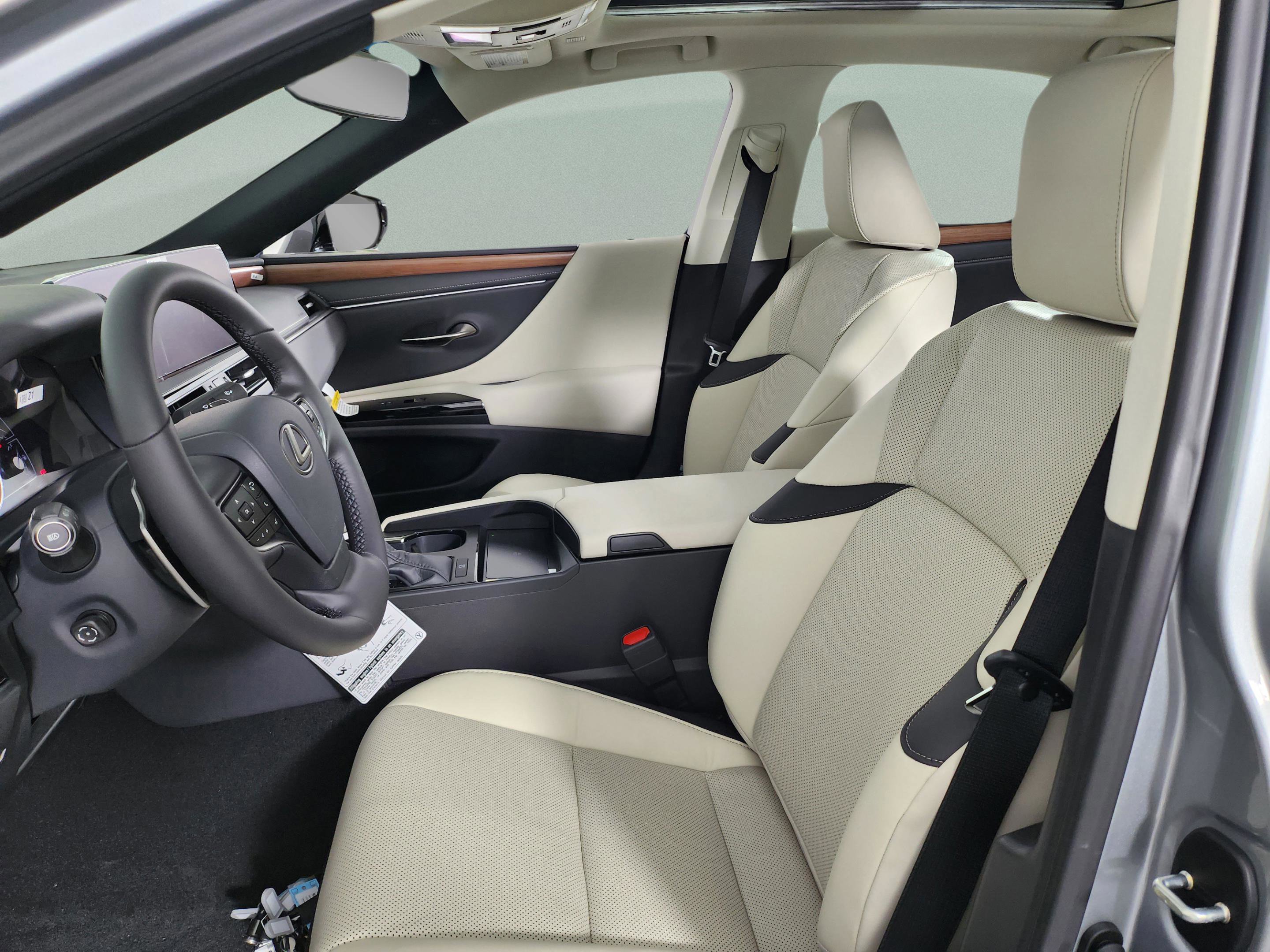 New 2025 Lexus ES 350 w/ Premium Package image 16