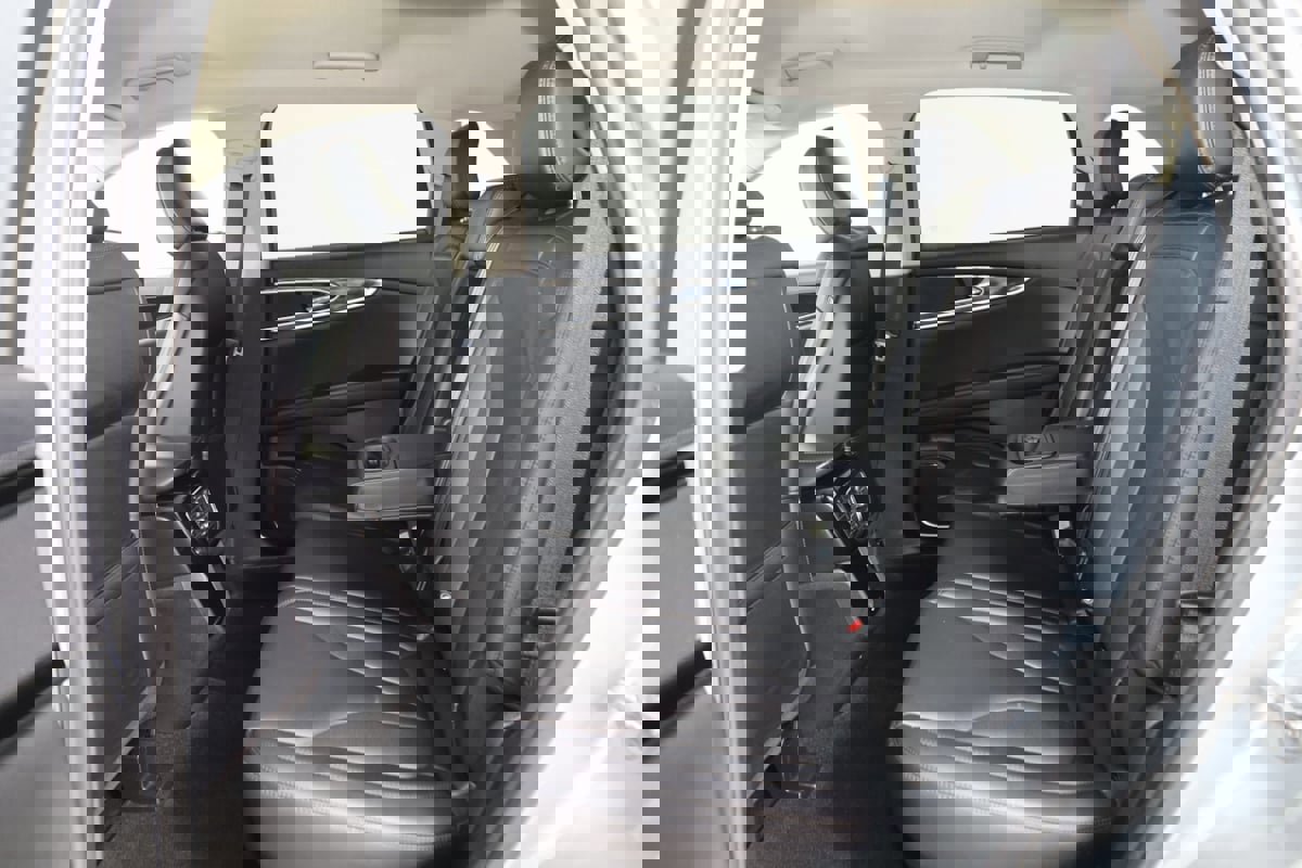 Used 2021 Lincoln Nautilus FWD w/ Equipment Group 101A image 46