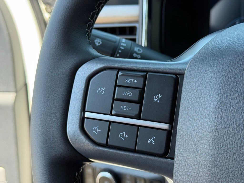 New 2026 Ford F250 4x4 Crew Cab Super Duty image 15