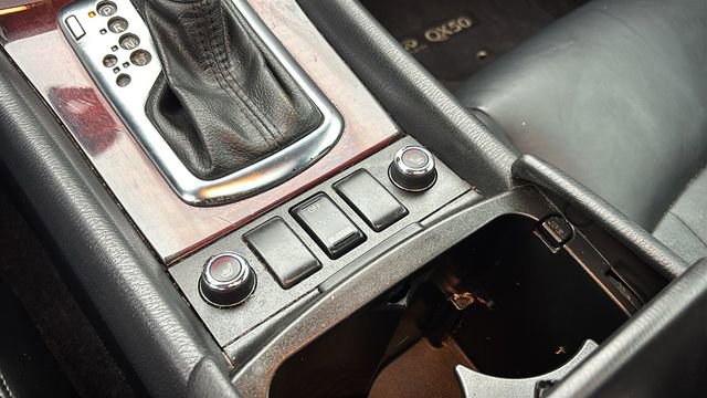 Used 2017 INFINITI QX50 2WD w/ Premium Plus Package image 24