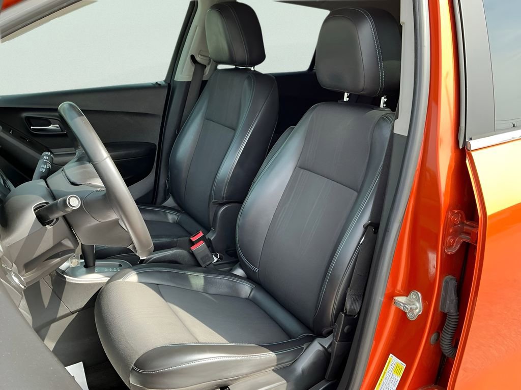 Used 2015 Chevrolet Trax LT w/ LT Plus Package image 26