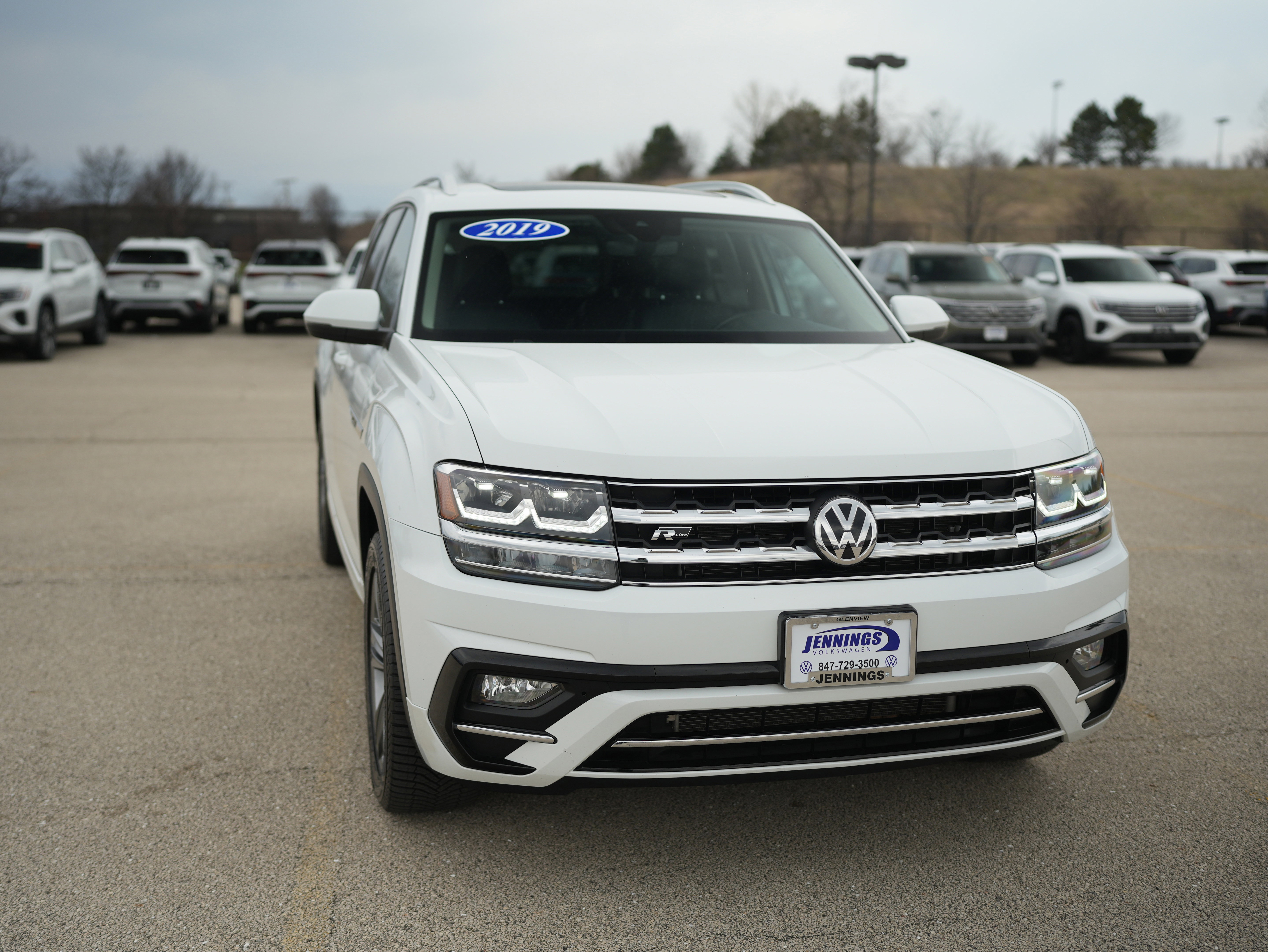 Used 2019 Volkswagen Atlas SE image 2