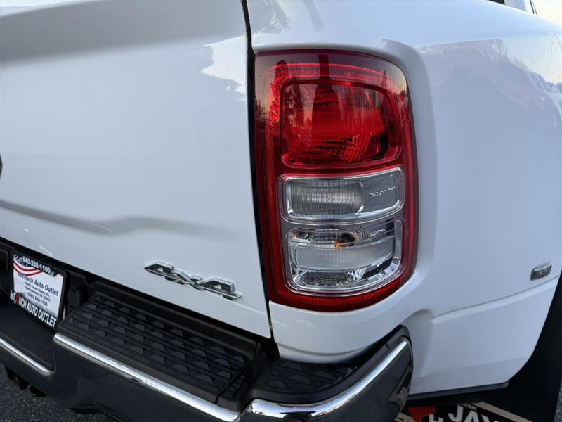 Used 2022 RAM 3500 Tradesman image 11