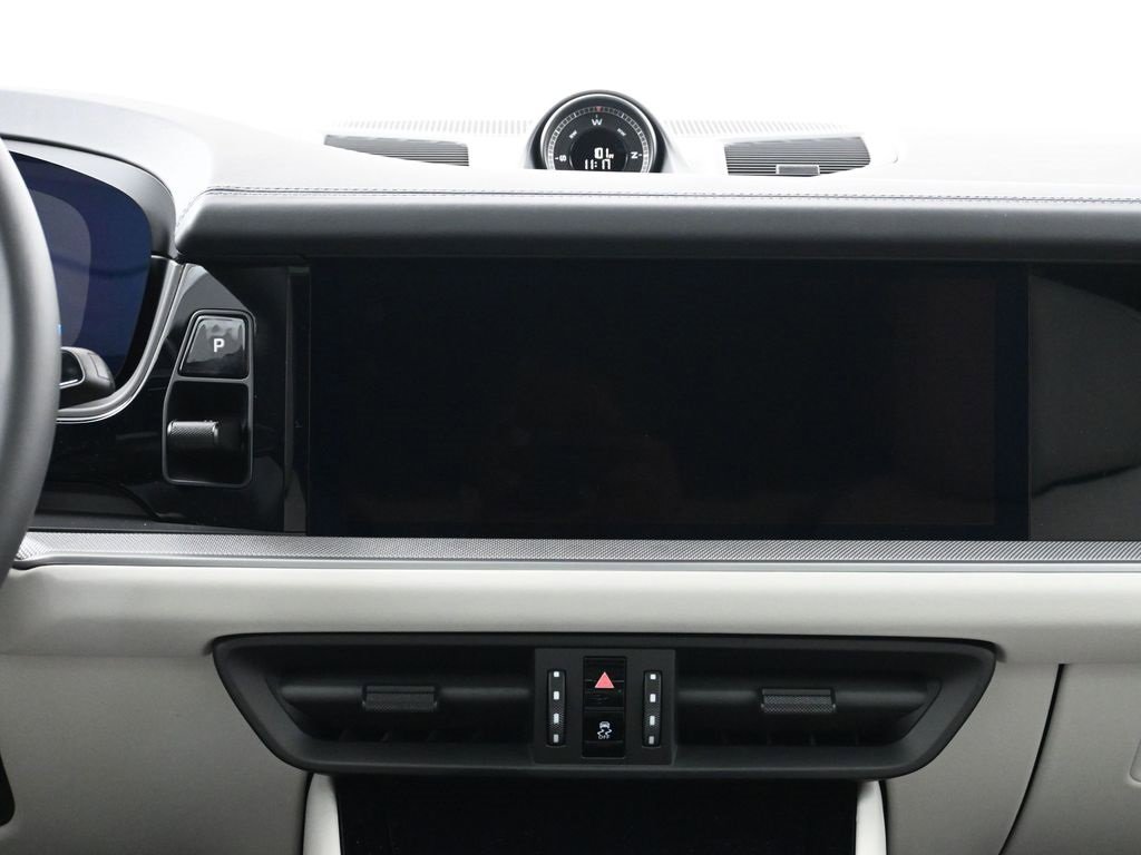 New 2026 Porsche Cayenne E-Hybrid Coupe image 11