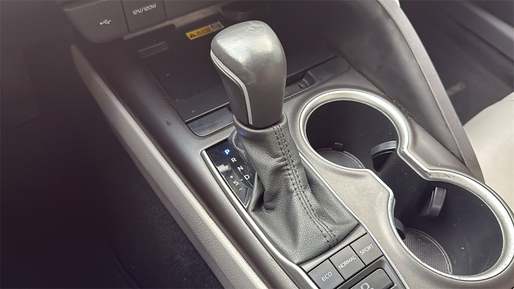 Used 2023 Toyota Camry XLE image 26