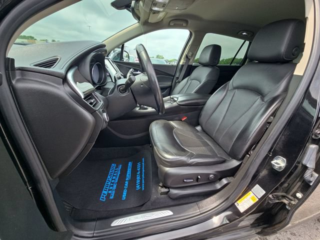 Used 2020 Buick Envision Essence AWD/4WD image 19