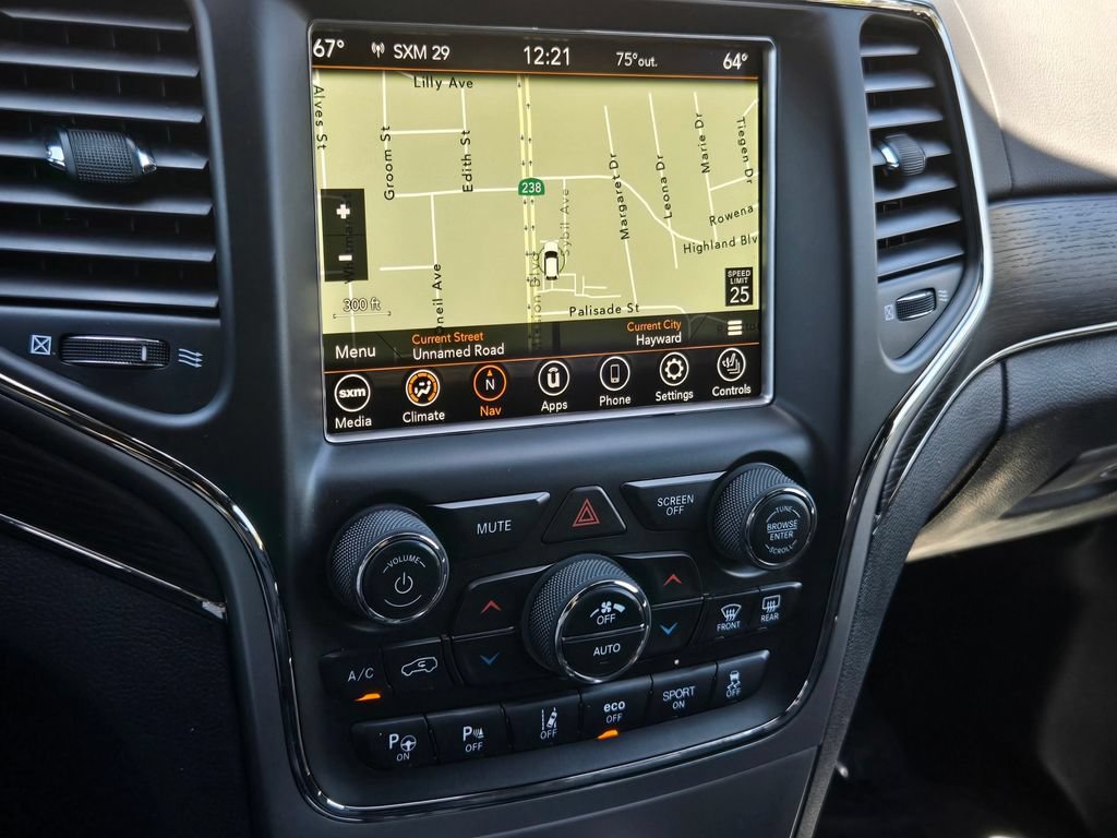 Used 2018 Jeep Grand Cherokee High Altitude AWD/4WD image 17