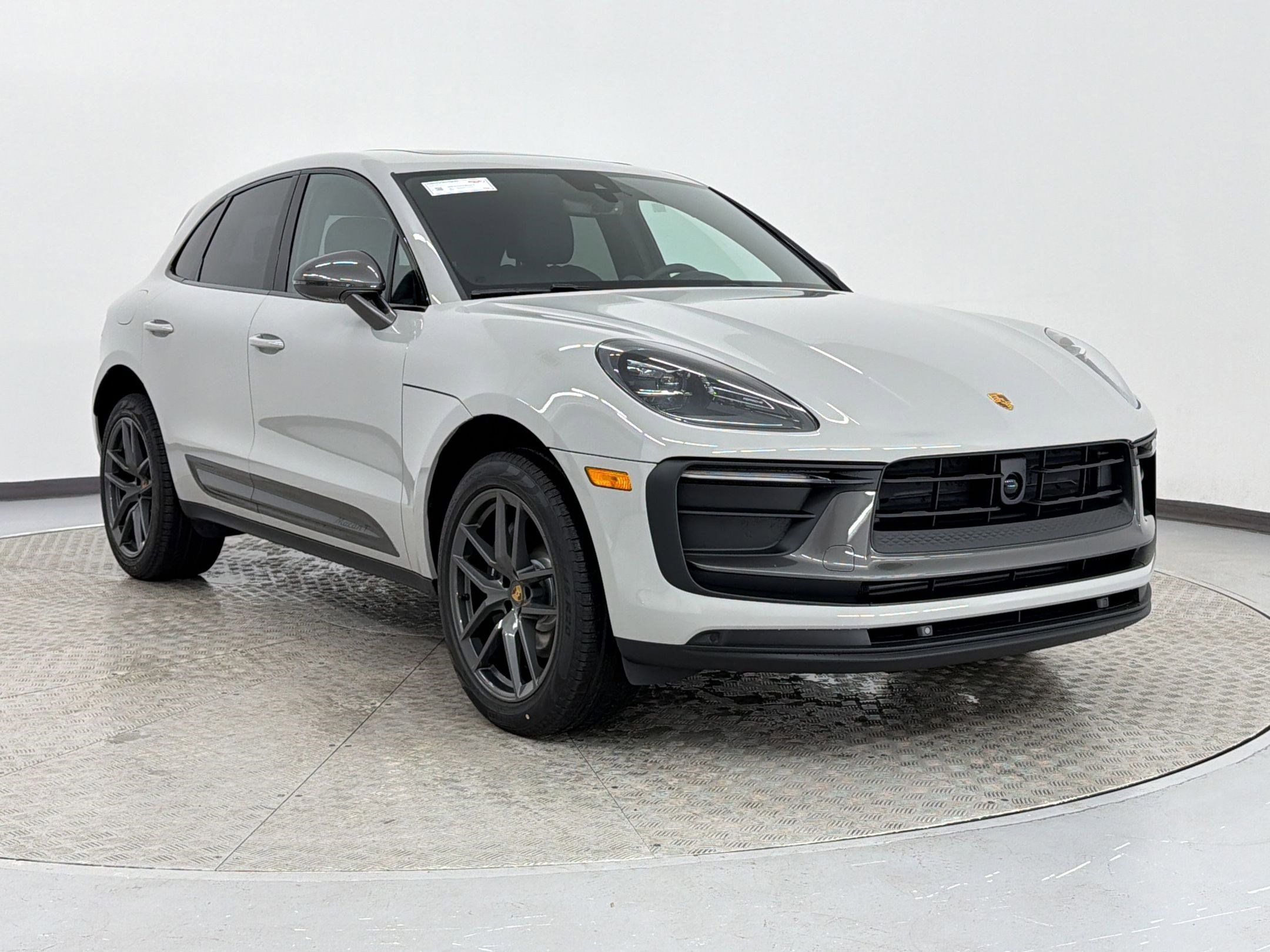 New 2026 Porsche Macan Turbo image 7