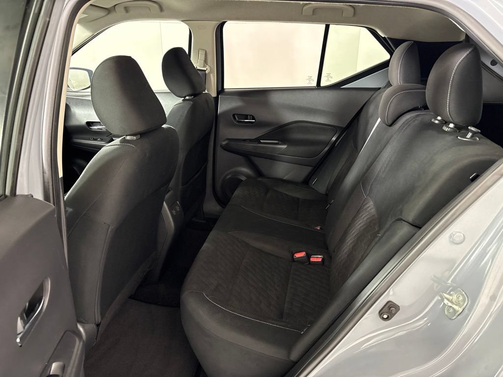 Used 2022 Nissan Kicks SV FWD image 22