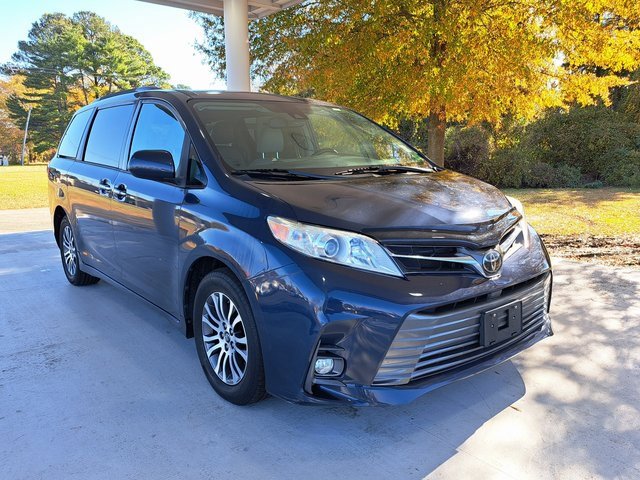 Used 2019 Toyota Sienna XLE Premium image 1