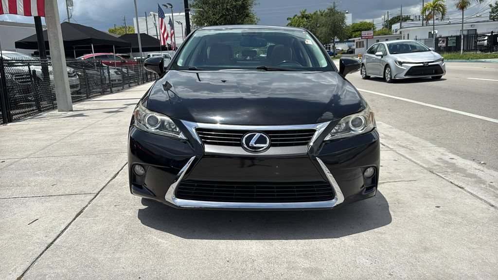 Used 2016 Lexus CT 200h w/ Navigation Package FWD image 17
