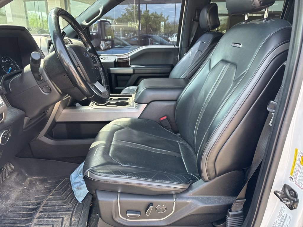 Used 2017 Ford F450 Platinum w/ Platinum Ultimate Package AWD/4WD image 4
