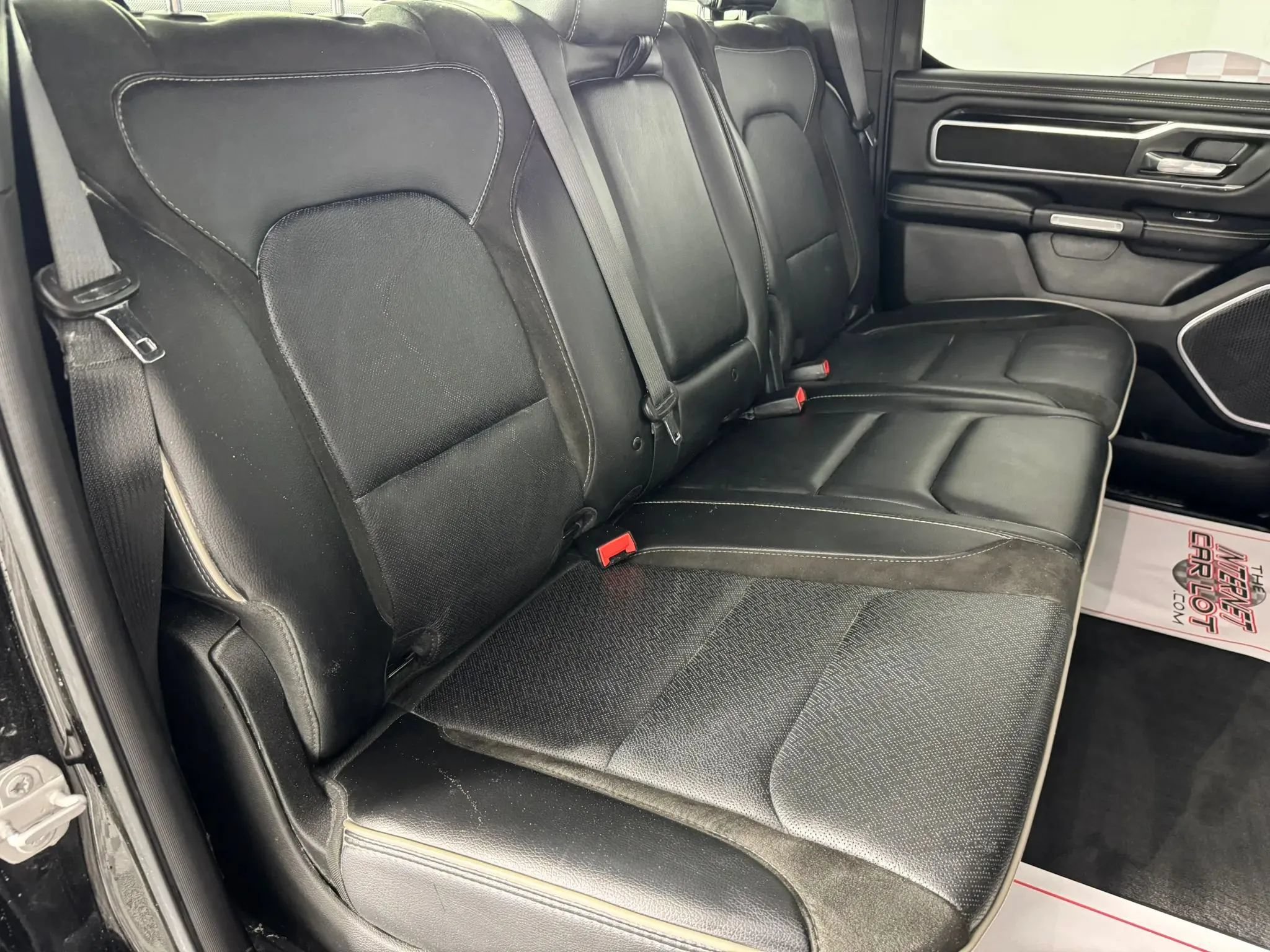 Used 2022 RAM 1500 Laramie w/ Sport Appearance Package AWD/4WD image 37