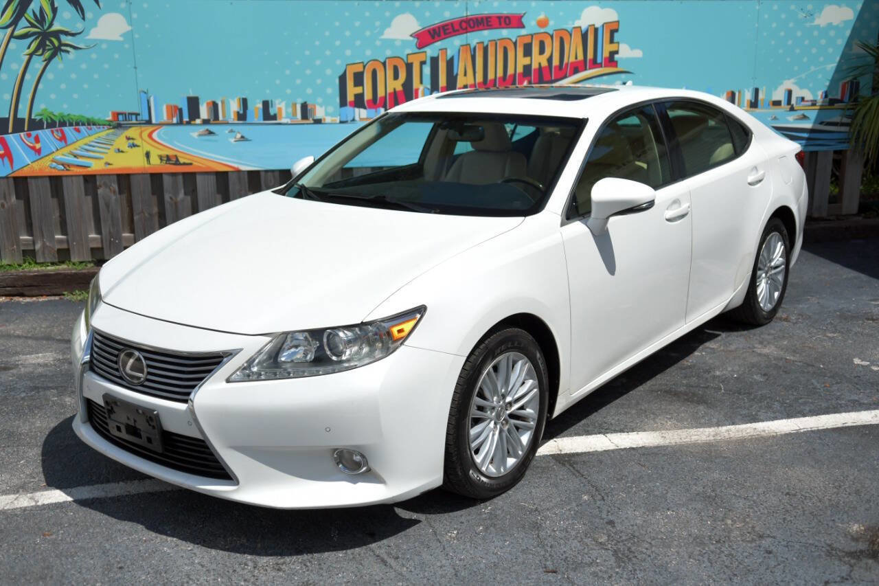 Used 2013 Lexus ES 350 w/ Luxury Pkg FWD video 1