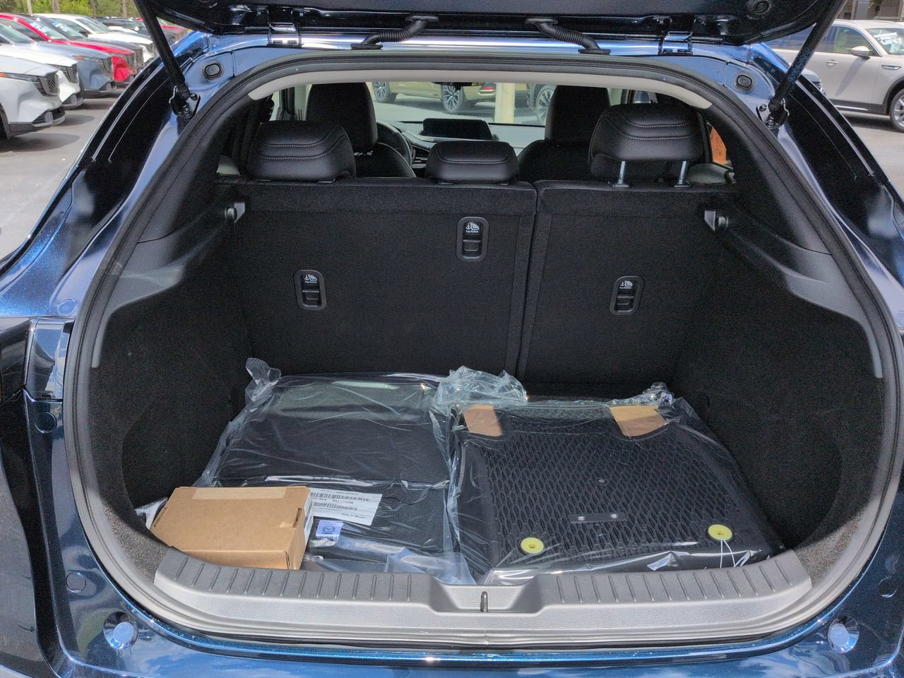 New 2026 MAZDA CX-30 AWD 2.5 S w/ Select Sport Pkg image 13