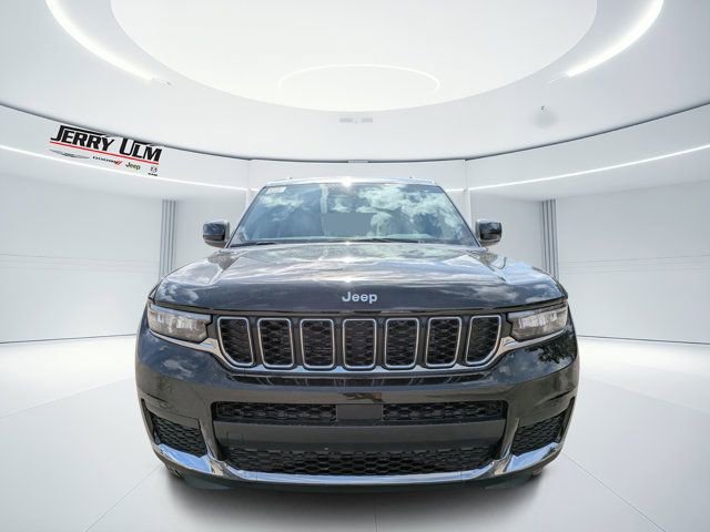 New 2025 Jeep Grand Cherokee L Laredo image 7