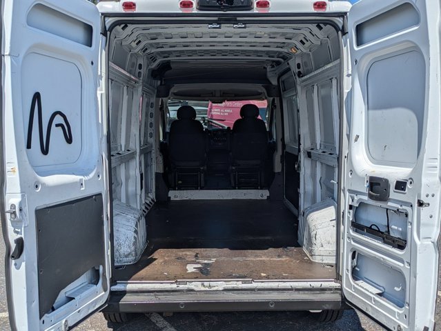 Used 2019 RAM ProMaster 2500 w/ Premium Appearance Group FWD image 6