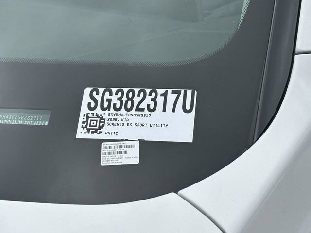 Used 2025 Kia Sorento EX w/ Panoramic Sunroof Package FWD image 35