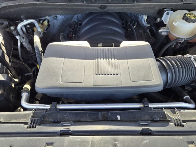 Used 2023 Chevrolet Suburban Premier AWD/4WD image 31