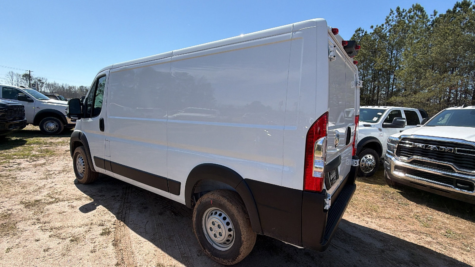 New 2026 RAM ProMaster 2500 w/ Convenience Group image 10