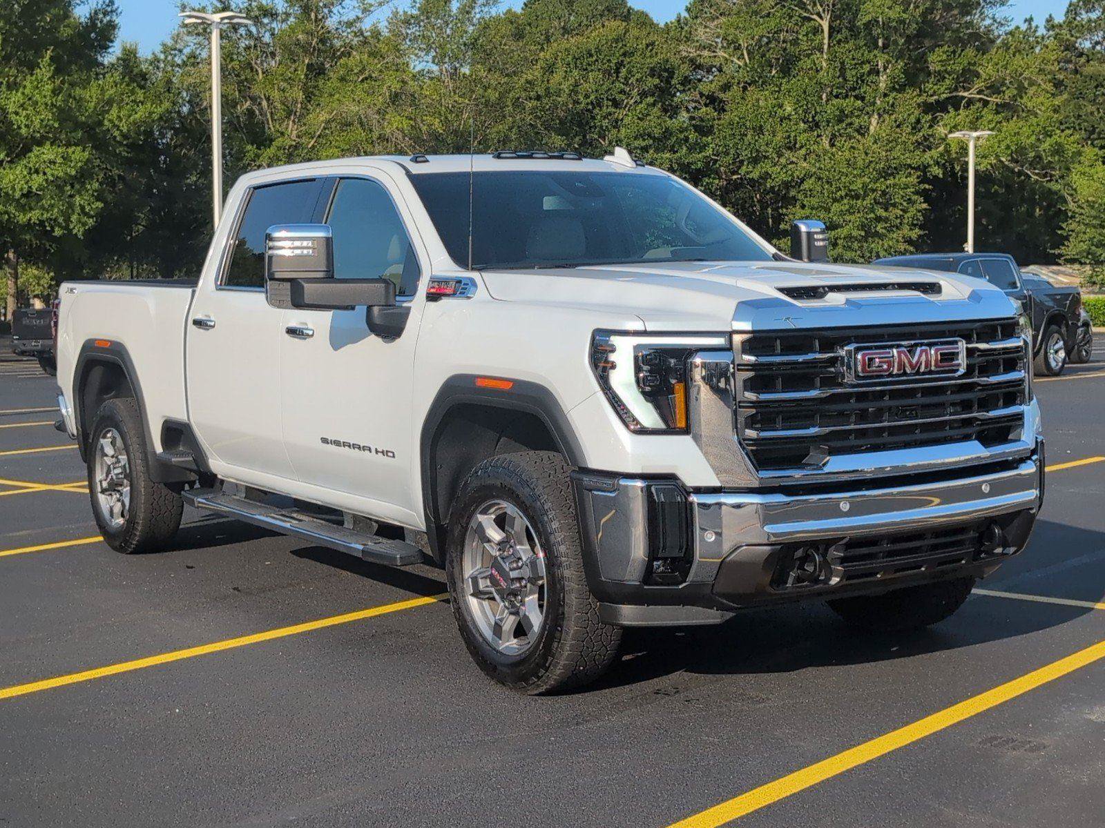 Used 2026 GMC Sierra 2500 SLT w/ SLT Premium Package AWD/4WD image 9