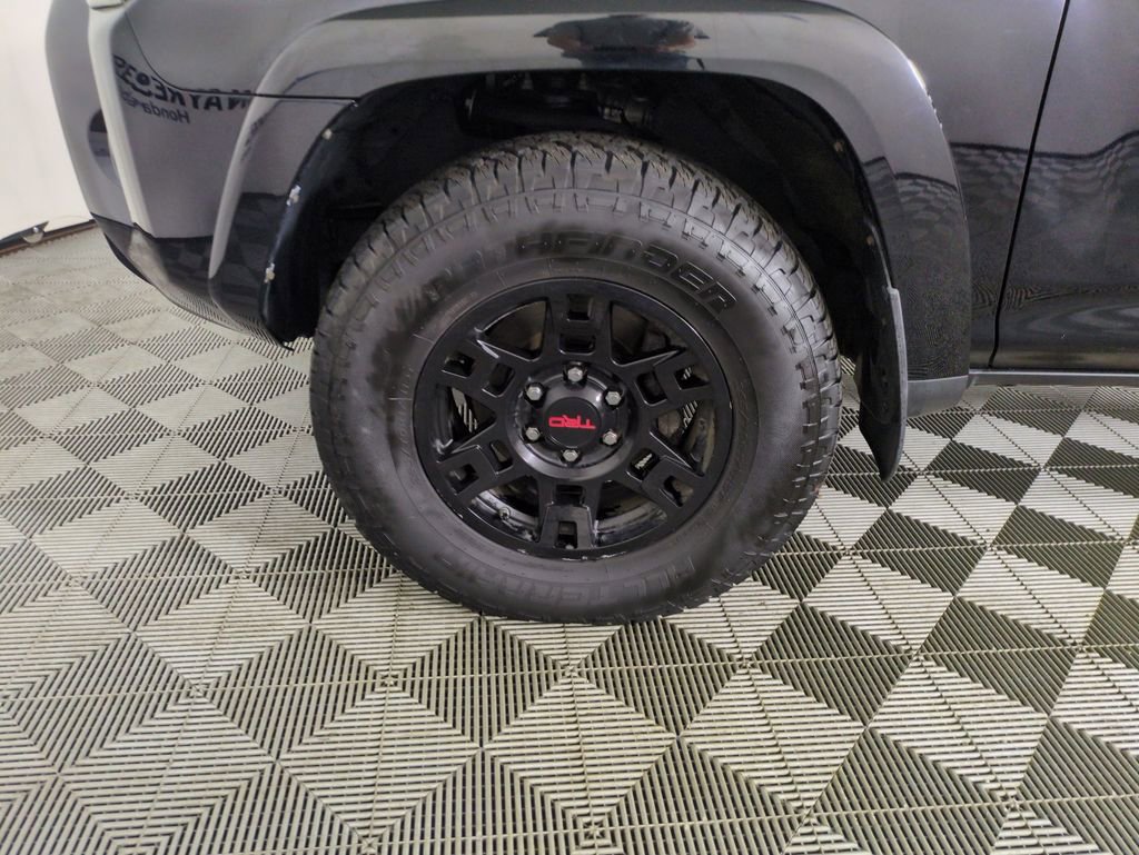 Used 2019 Toyota 4Runner SR5 image 27