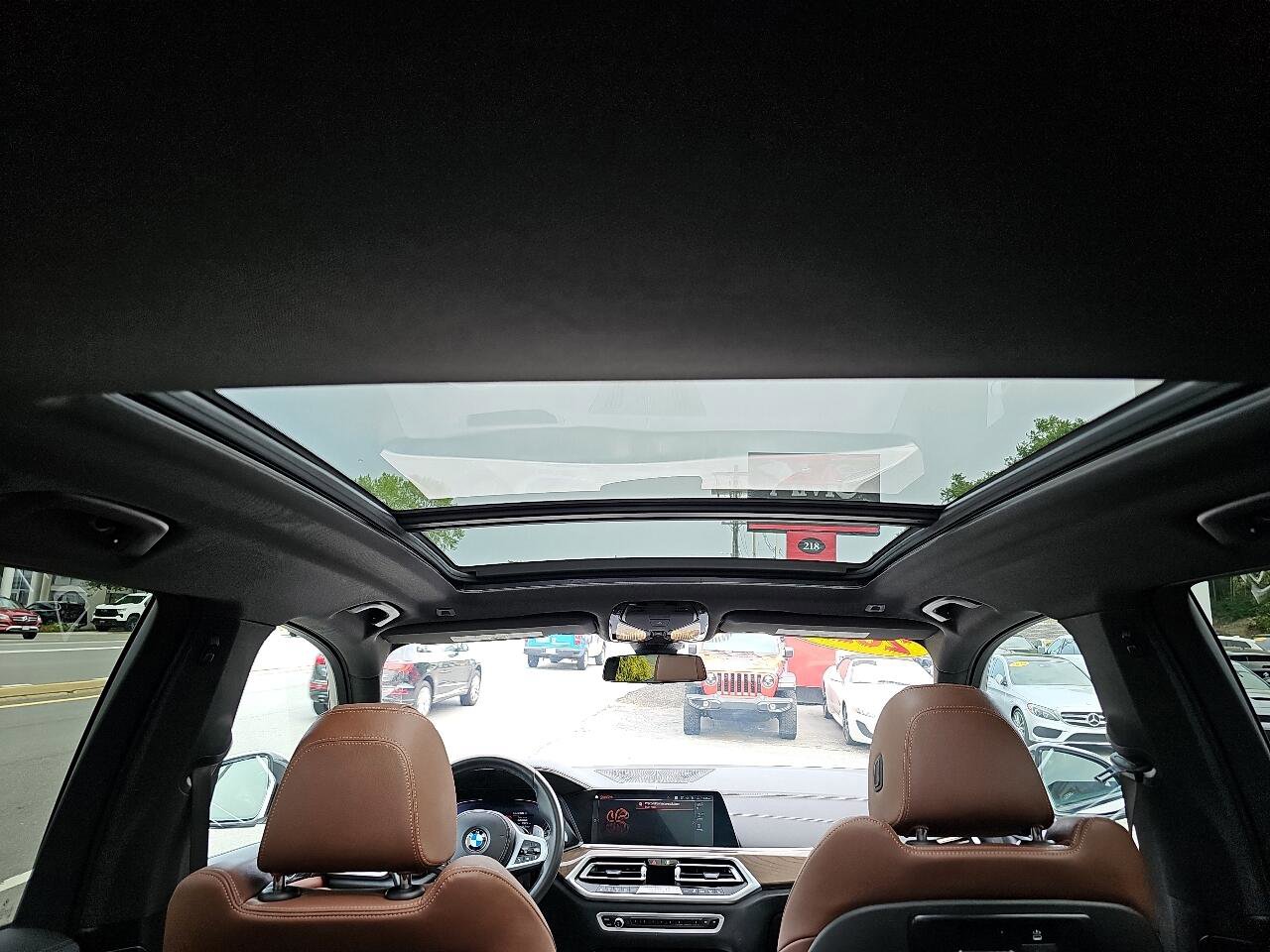 Used 2022 BMW X5 xDrive40i w/ M Sport Package image 82