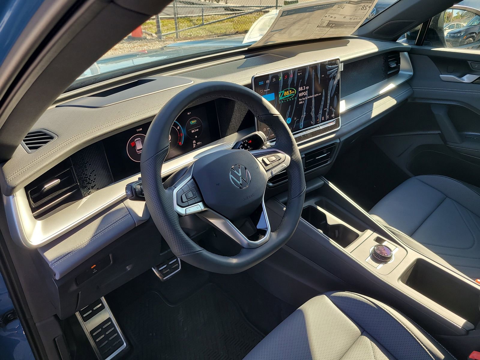 New 2026 Volkswagen Tiguan SE R-Line FWD image 21