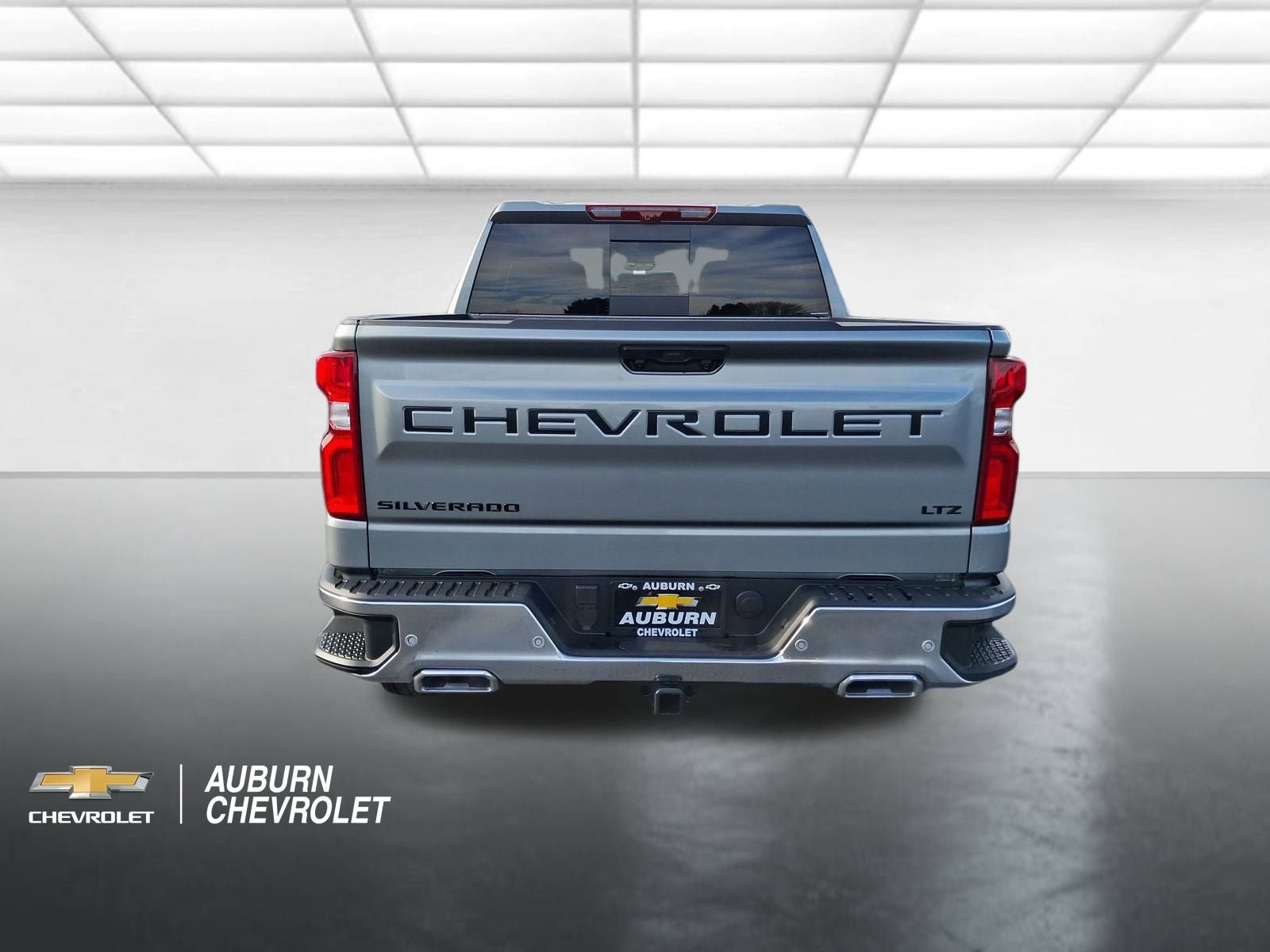 New 2026 Chevrolet Silverado 1500 LTZ w/ LTZ Premium Package AWD/4WD image 4