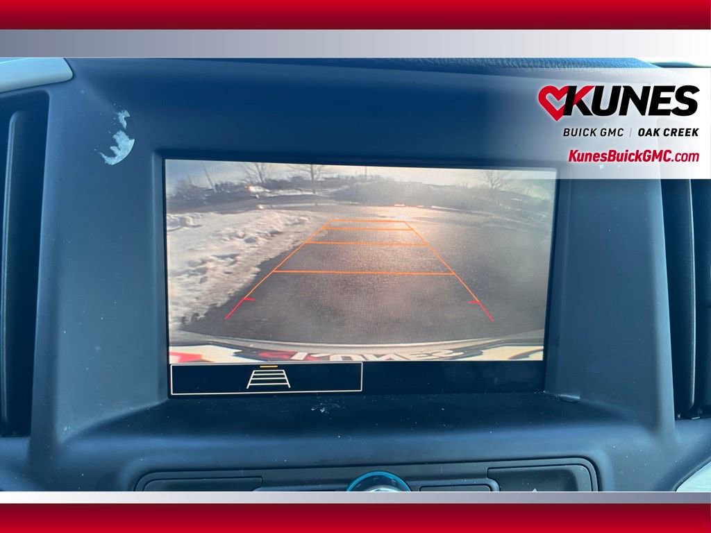 Used 2024 GMC Terrain SLE image 24