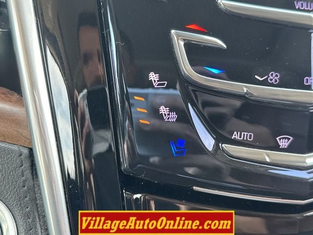 Used 2020 Cadillac Escalade ESV Premium Luxury AWD/4WD image 29