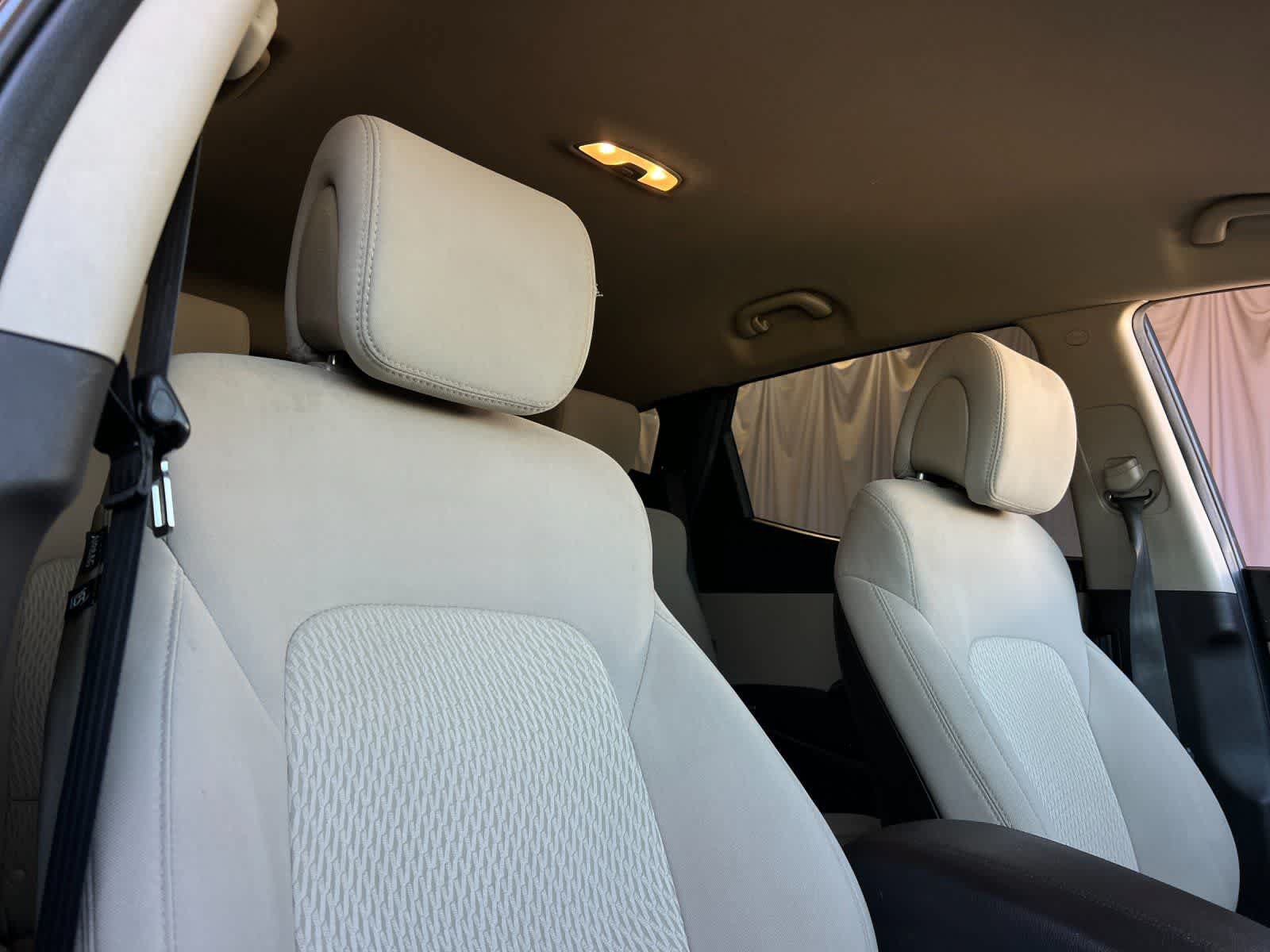 Used 2018 Hyundai Santa Fe Sport w/ 2.4L Value Package 02 FWD image 18