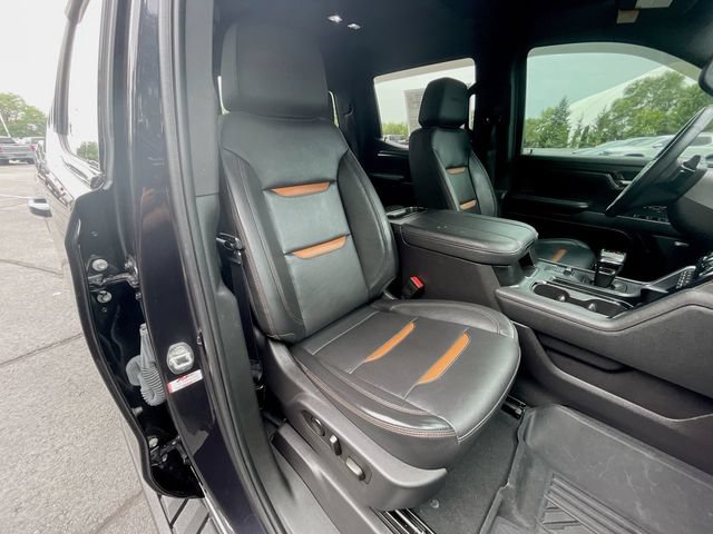 Used 2024 GMC Sierra 1500 AT4 w/ Technology Package AWD/4WD image 30