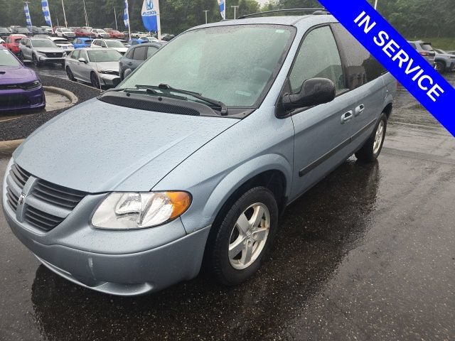 Used 2005 Dodge Caravan SXT FWD image 3