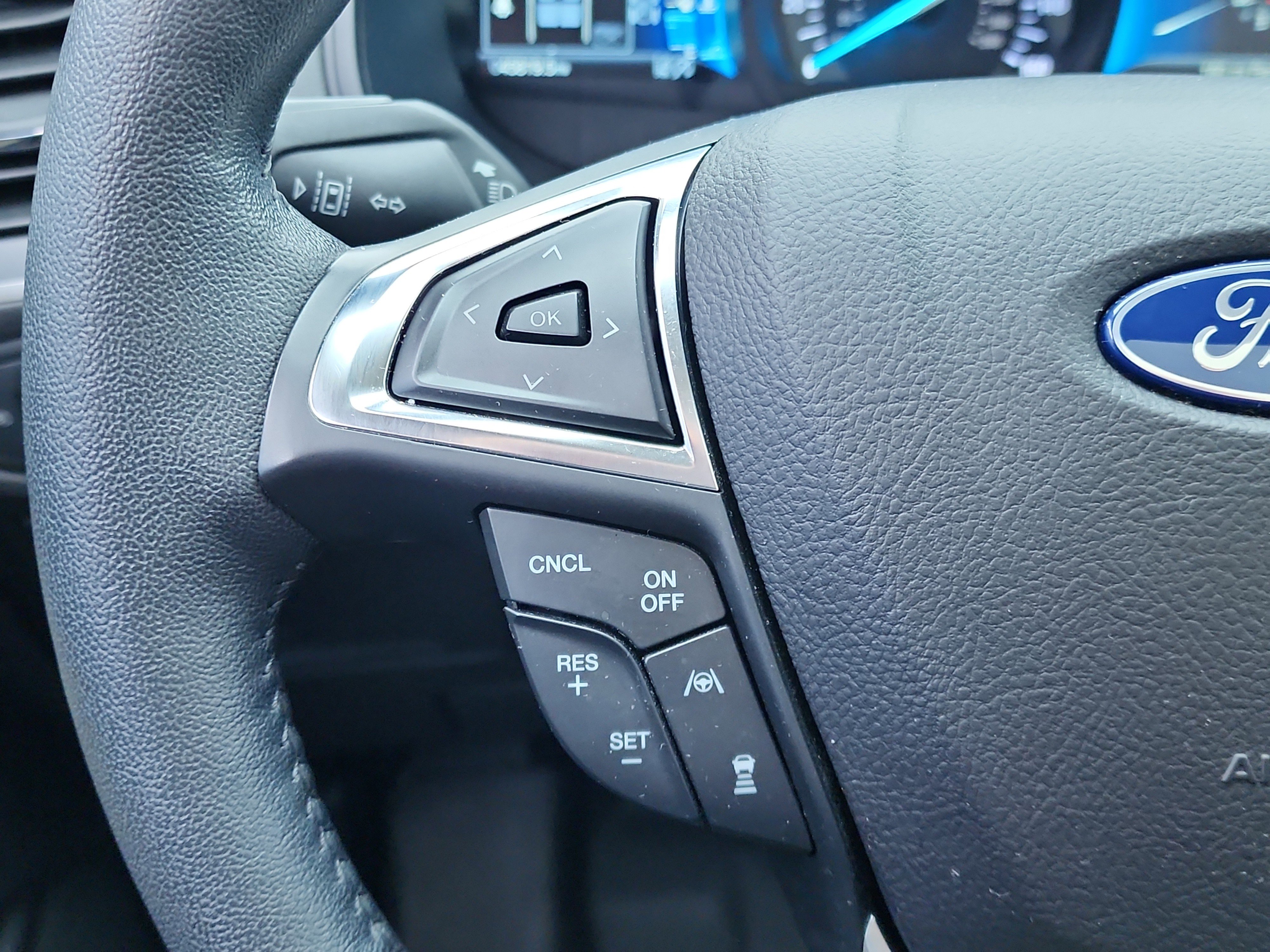 Used 2022 Ford Edge SEL w/ Convenience Package image 19