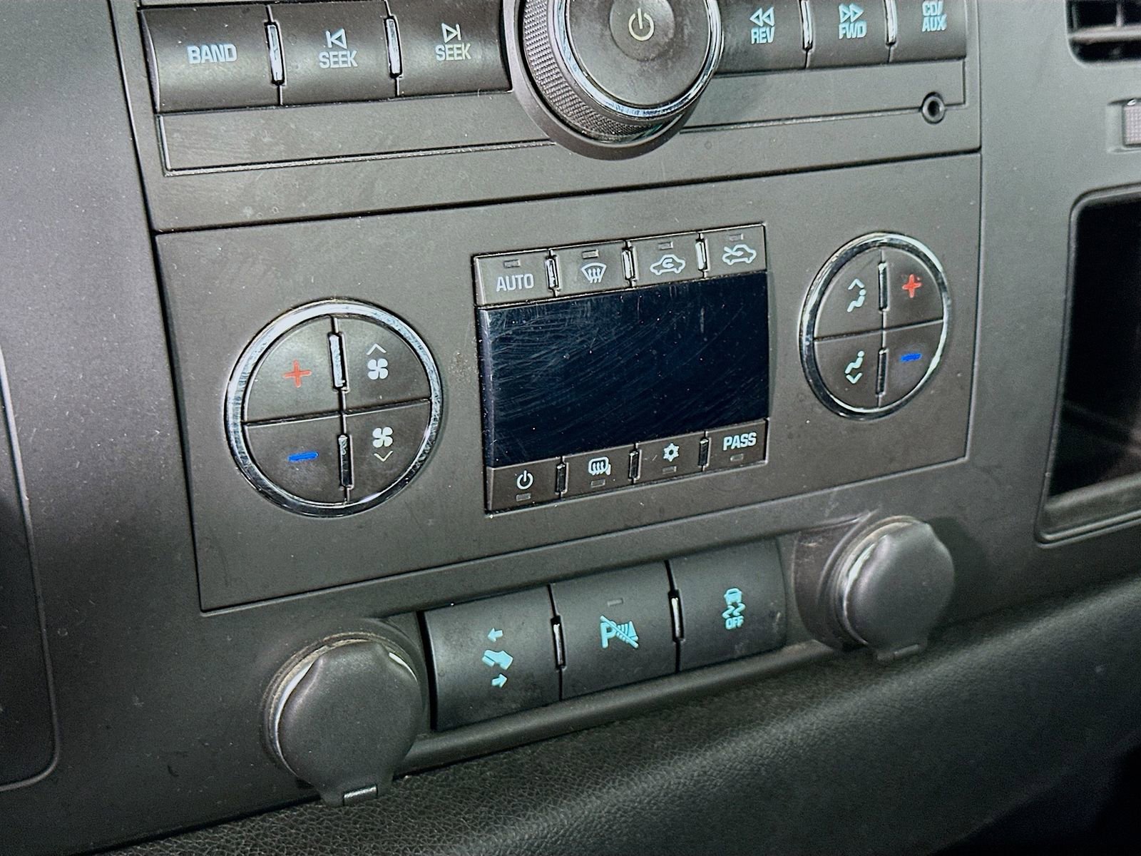 Used 2012 Chevrolet Silverado 2500 LT w/ Interior Plus Package image 17