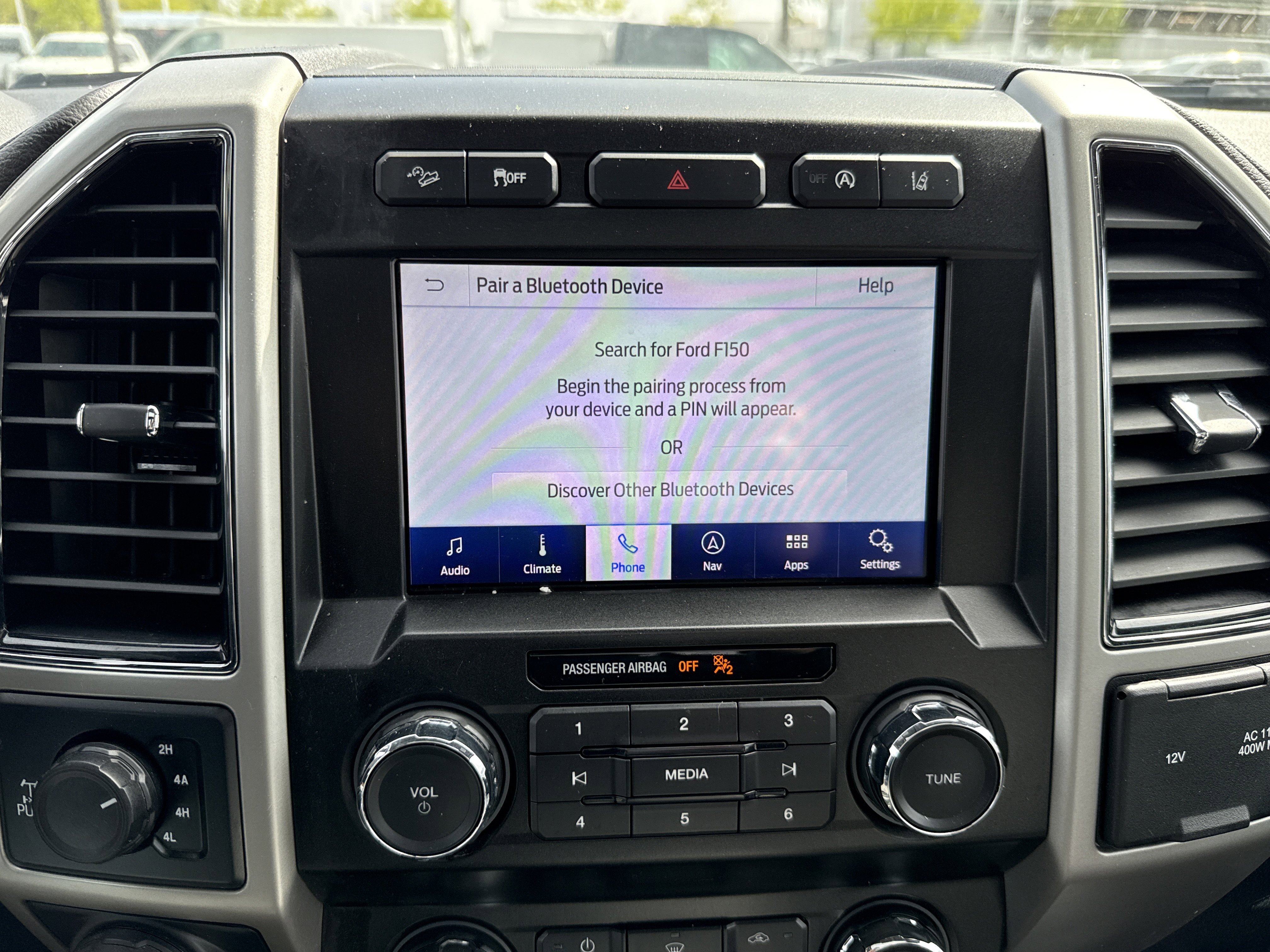 Used 2020 Ford F150 Lariat w/ Equipment Group 501A Mid image 21