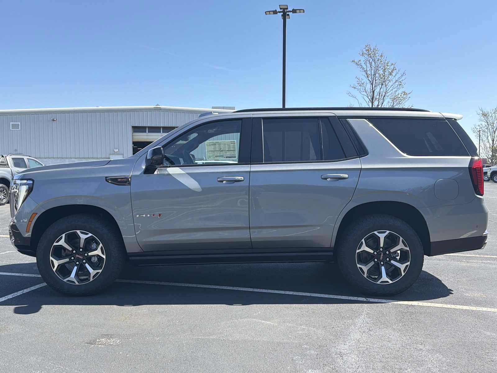 New 2026 GMC Yukon AT4 w/ AT4 Premium Package AWD/4WD image 24