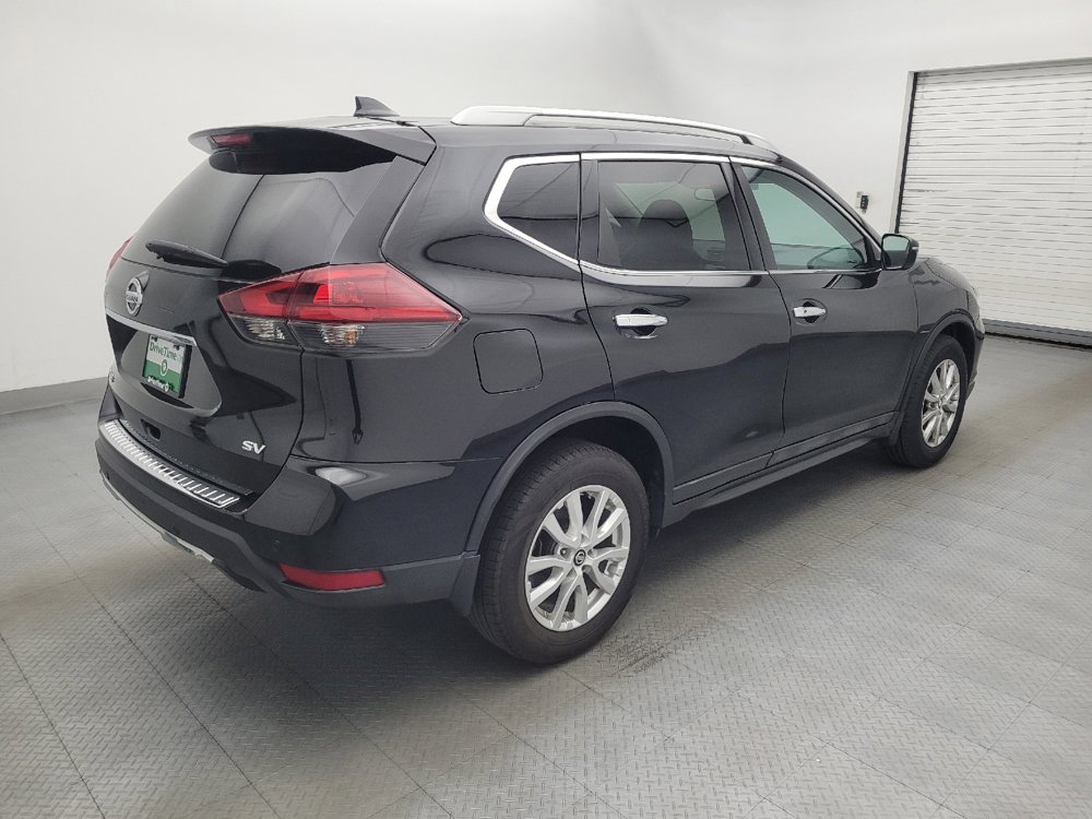 Used 2020 Nissan Rogue SV FWD image 9