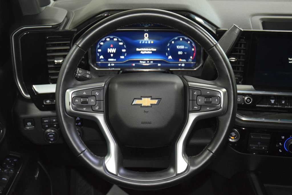 Used 2024 Chevrolet Silverado 3500 LTZ w/ LTZ Convenience Package AWD/4WD image 38